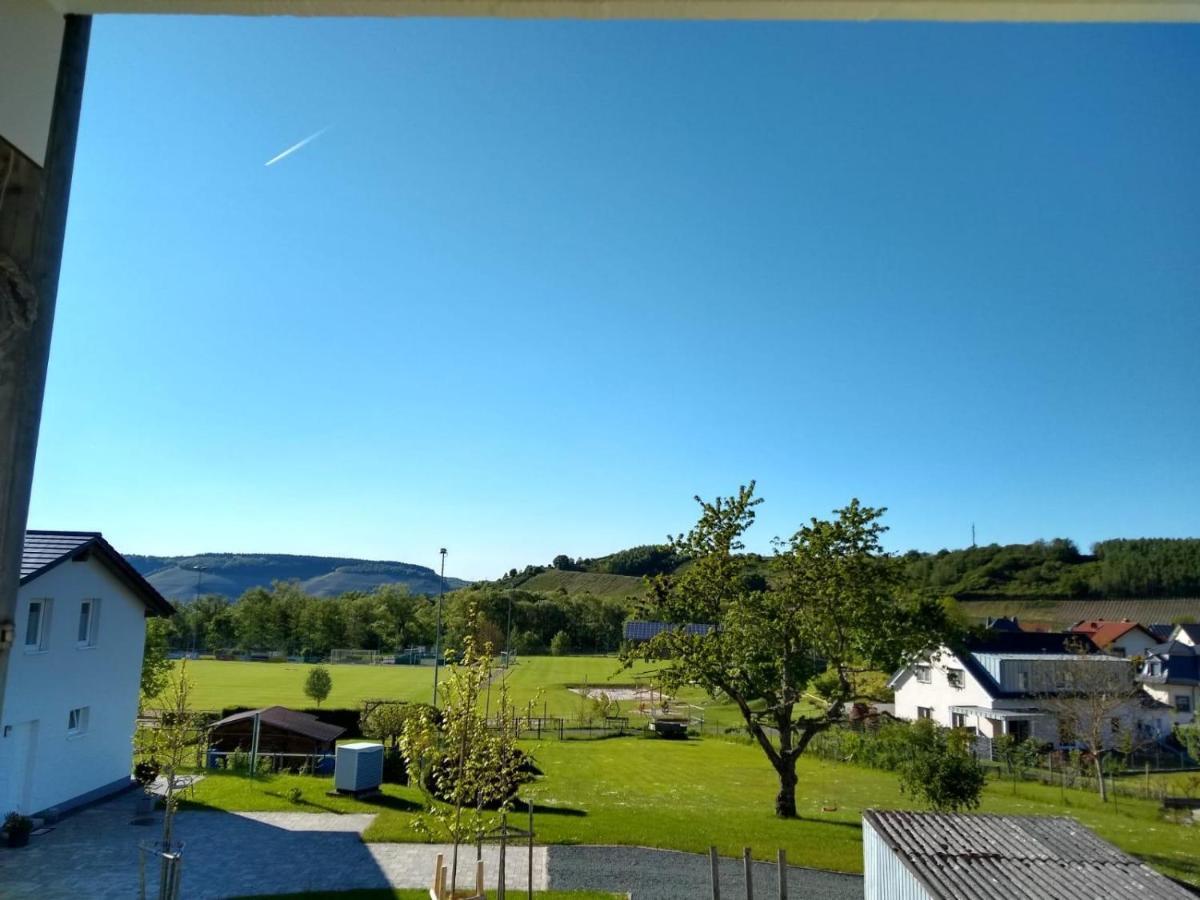 Ferienwohnungen Op Der Kees Irsch Экстерьер фото